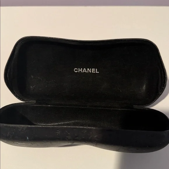 Authentic CHANEL Crystal CC Logo Sunglasses 4095 B Black + case - Picture 9 of 9